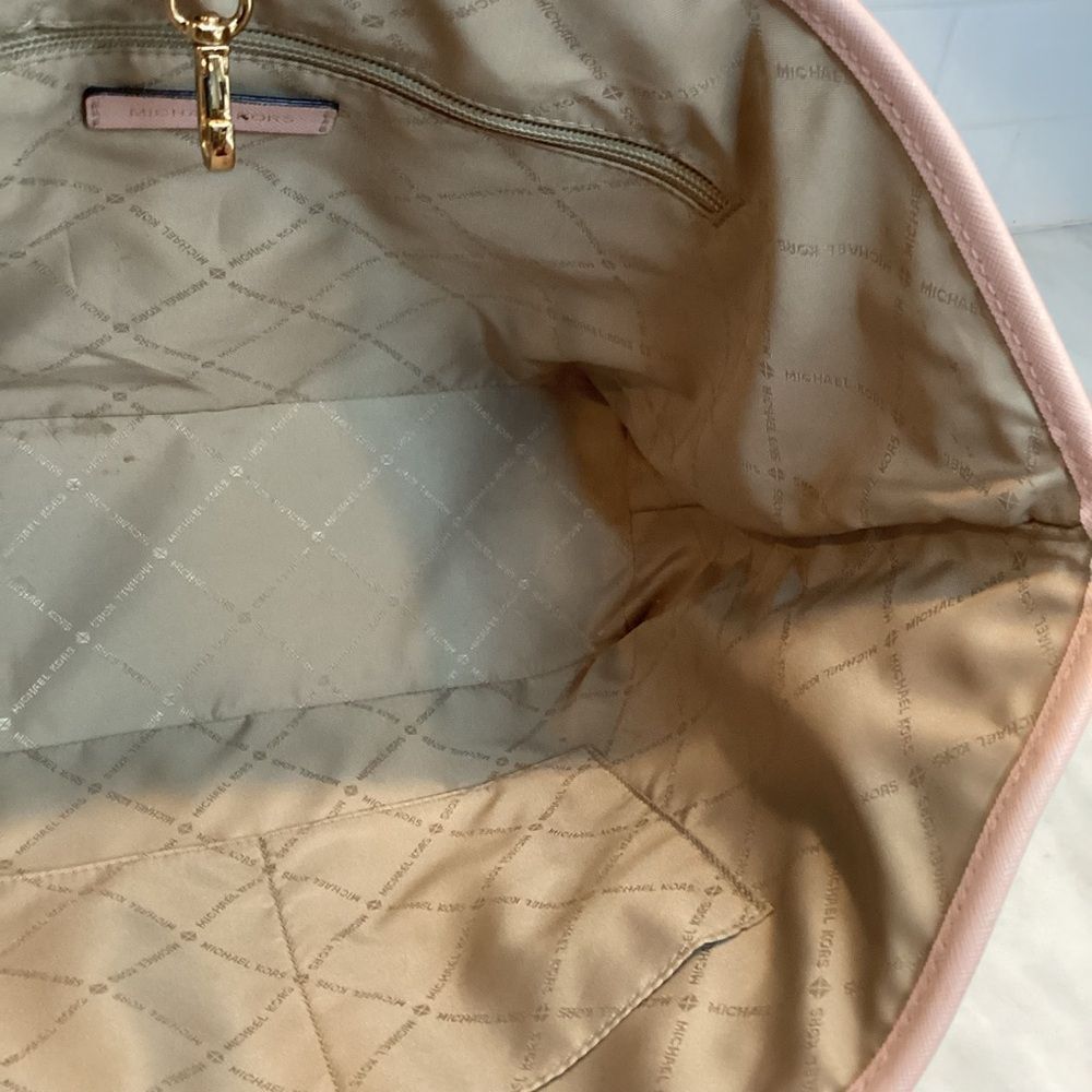 Michael Kors Purse Handbag Leather Jet Set Carry All Pink Tote Bag Pocketbook - Picture 13 of 16